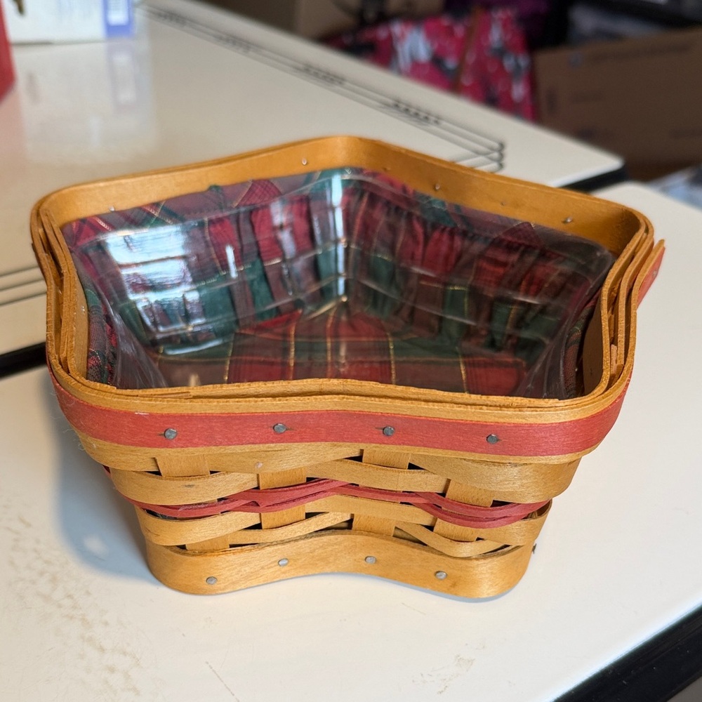 Longaberger 2001 Little Star Basket with Liner and Protector